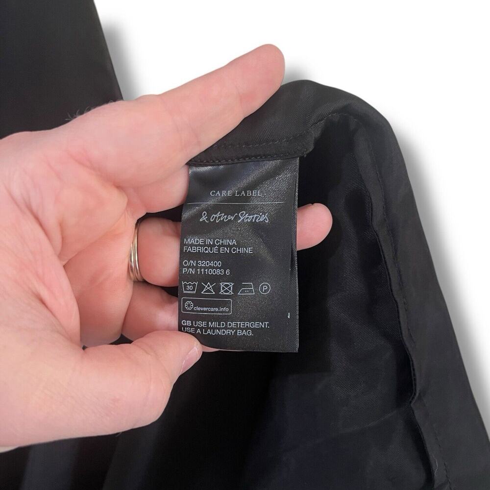 & Other Stories Black Silk Blend Satin Tie Front Midi Dress Sz 2 Flutter Sleeve - Picture 7 of 12